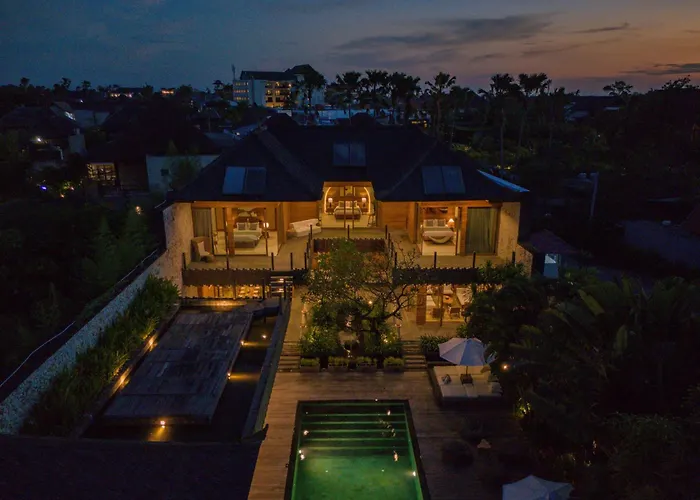 Villa Eko - Tropical Villa, Walk To *