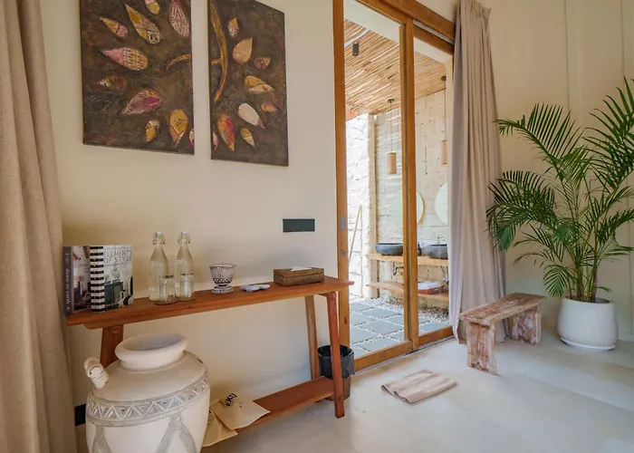 Eko - Tropical Villa, Walk To Villa Seminyak (Bali)
