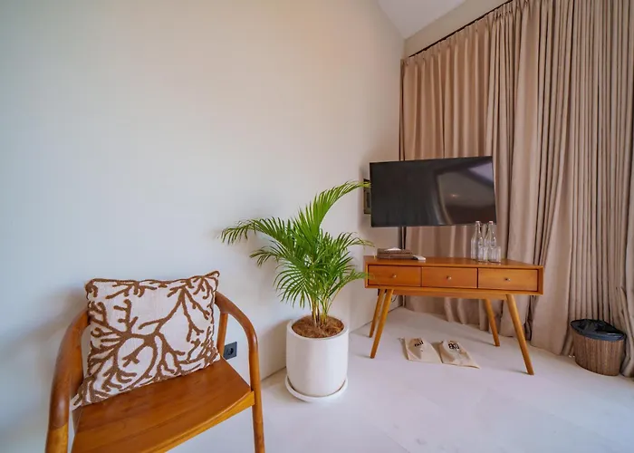 Eko - Tropical Villa, Walk To *