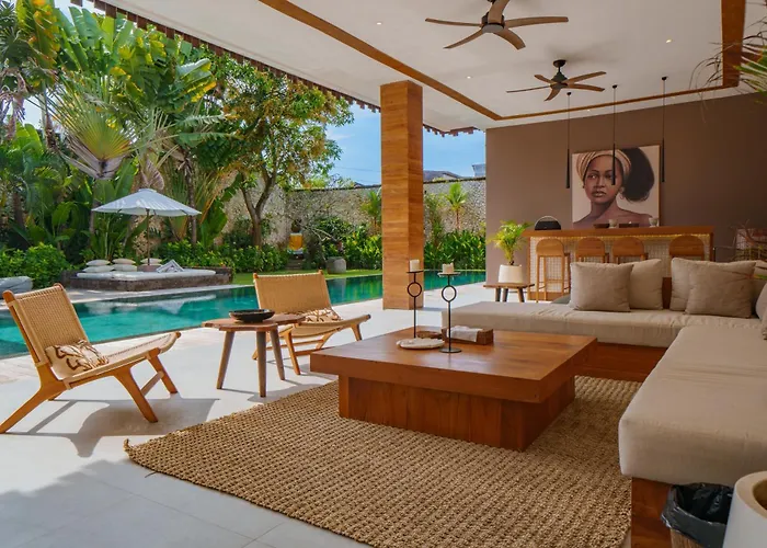 Eko - Tropical Villa, Walk To * Seminyak (Bali)