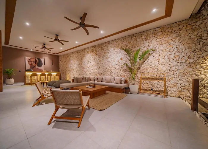 Eko - Tropical Villa, Walk To Villa