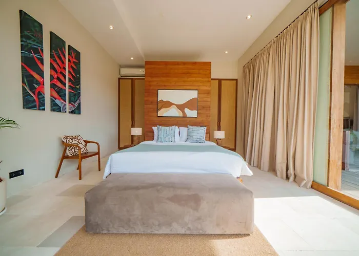 Villa Eko - Tropical Villa, Walk To