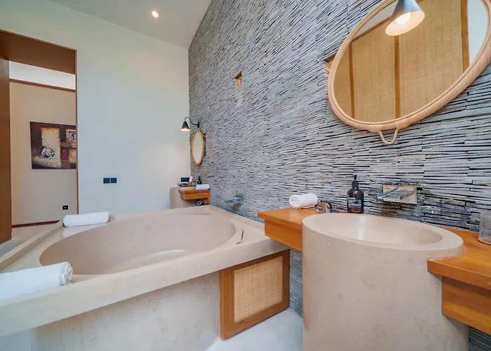 Eko - Tropical Villa, Walk To Villa Seminyak (Bali)